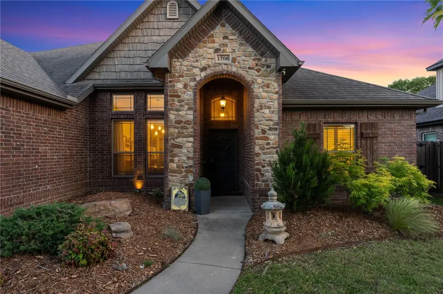 1706 NE Chaucer Street, Bentonville, AR 72712 - #3