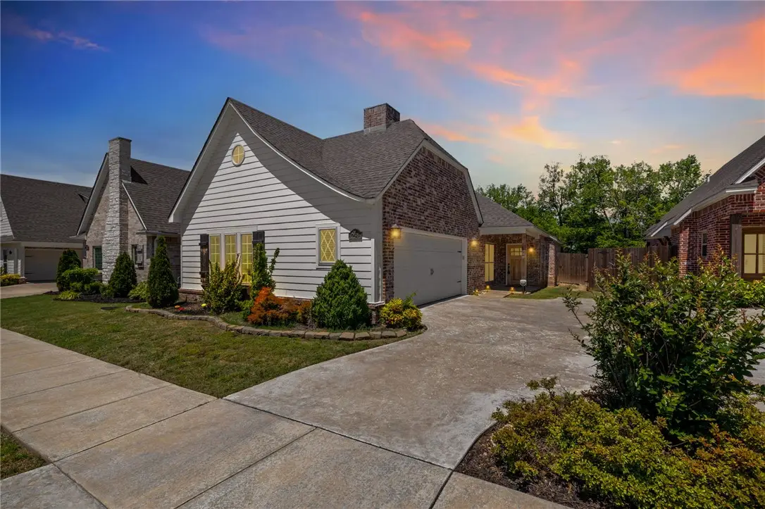 254 N Solitude Bend, Fayetteville, AR 72704 - #1