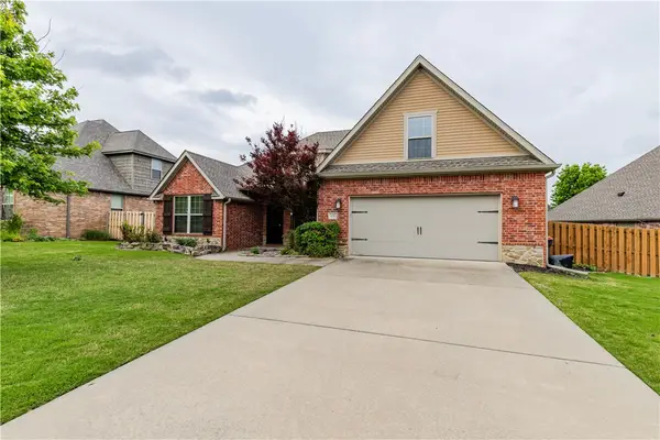 8141 Buona Sera Street, Springdale, AR 72762