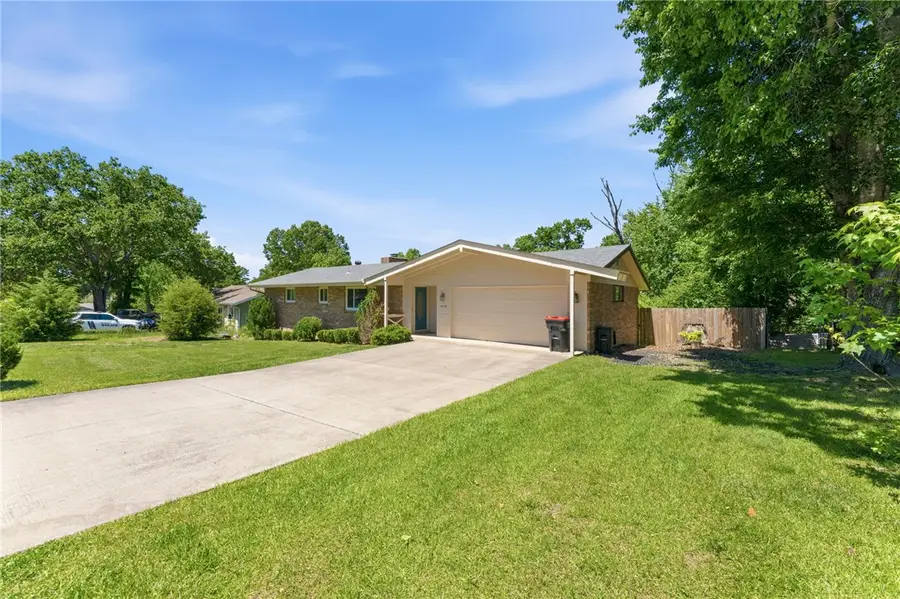 14196 Wolf Drive, Rogers, AR 72756 - #2