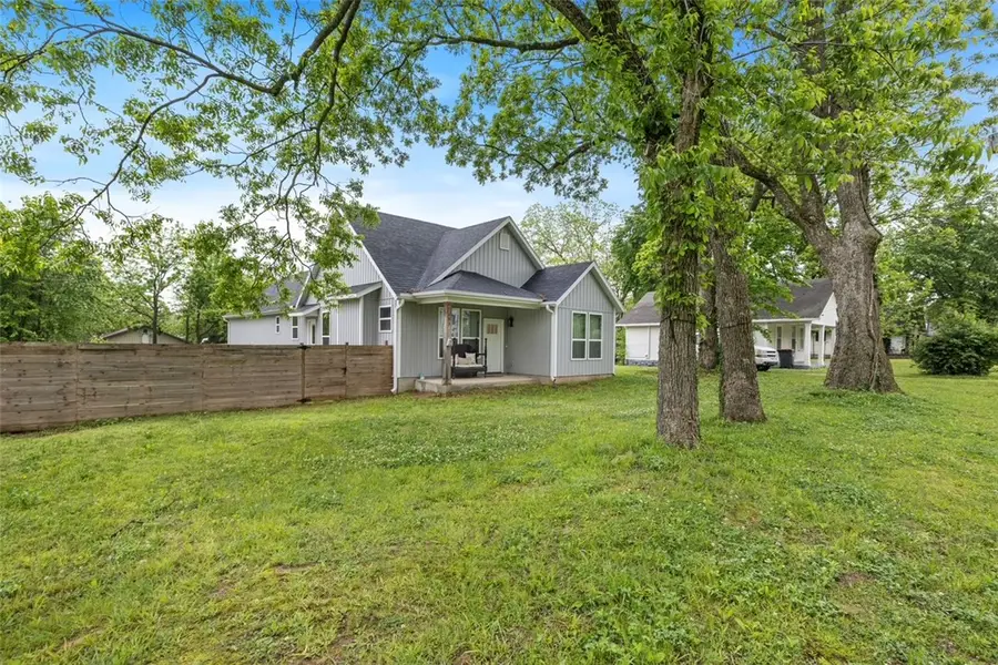 308 E Bean Street, Lincoln, AR 72744 - #3