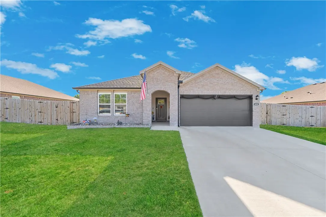 608 W Buffalo Avenue, Gentry, AR 72734 - #1