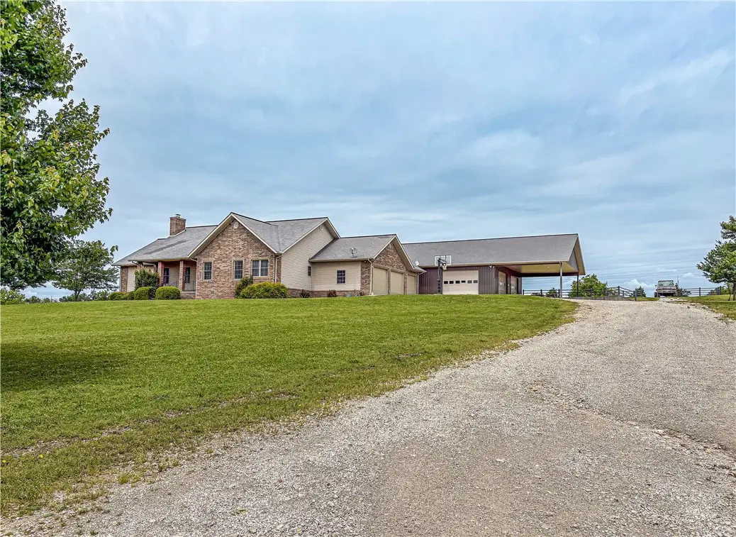 1090 Cr 401, Berryville, AR 72616 - #1