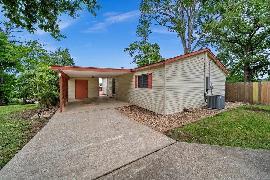 16578 Cypress Lane, Rogers, AR 72756 - #2