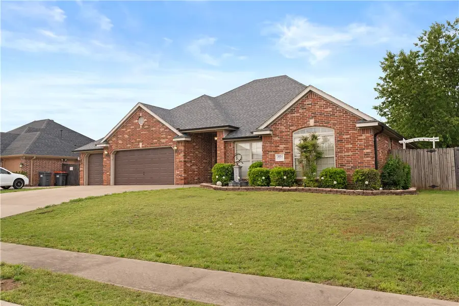 2034 Willow Ridge Avenue, Springdale, AR 72764 - #3