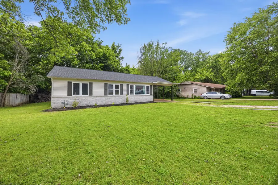1911 W Lawson Street, Fayetteville, AR 72703 - #2