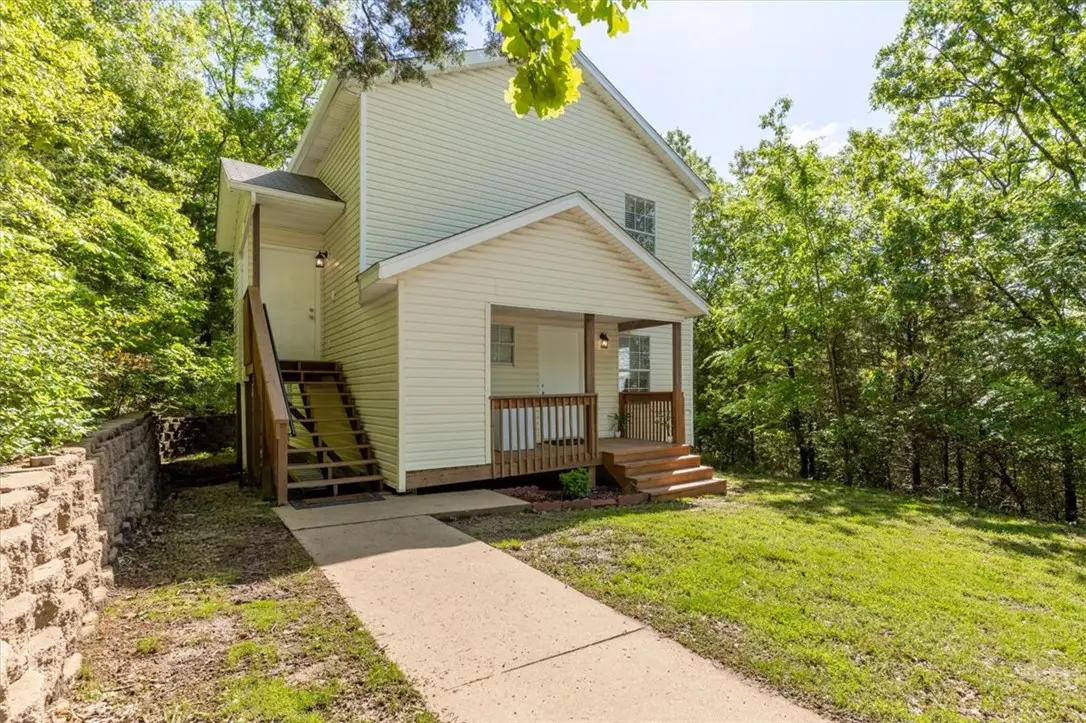 1502 E 5th Street, Fayetteville, AR 72701 - #1