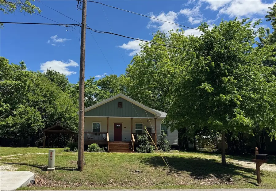 312 N West Avenue, Lincoln, AR 72744 - #3
