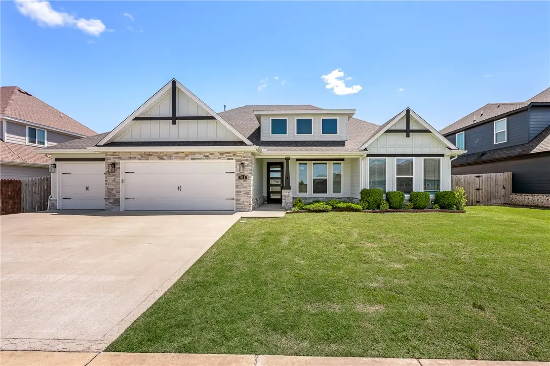 911 Red Maple Street, Centerton, AR 72719 - #1