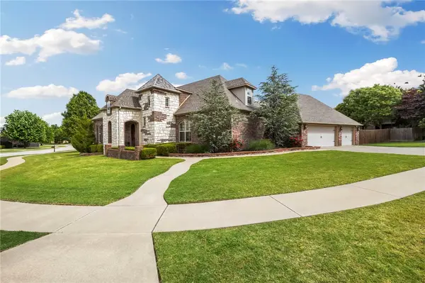 3532 W Providence Drive, Fayetteville, AR 72704