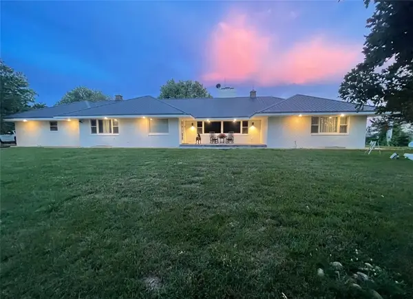 978 E Hwy 14, Lead Hill, AR 72644