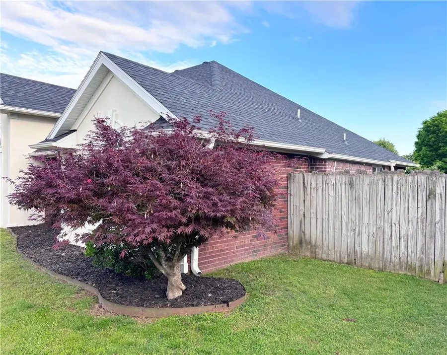 221 Colorado Avenue, Springdale, AR 72764 - #2