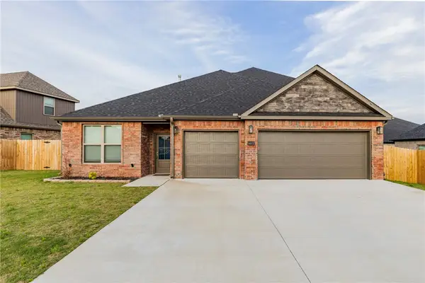 6601 SW Acacia Street, Bentonville, AR 72713