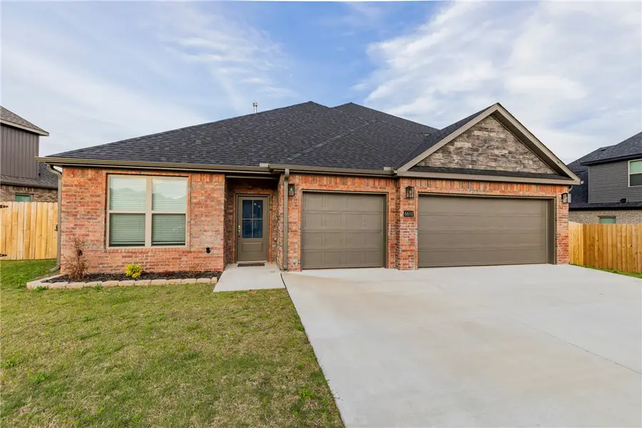 6601 SW Acacia Street, Bentonville, AR 72713 - #2