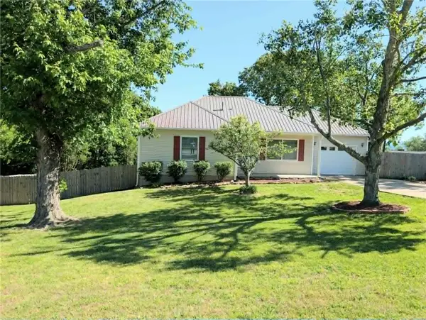 1861 Shellie Lane, Harrison, AR 72601