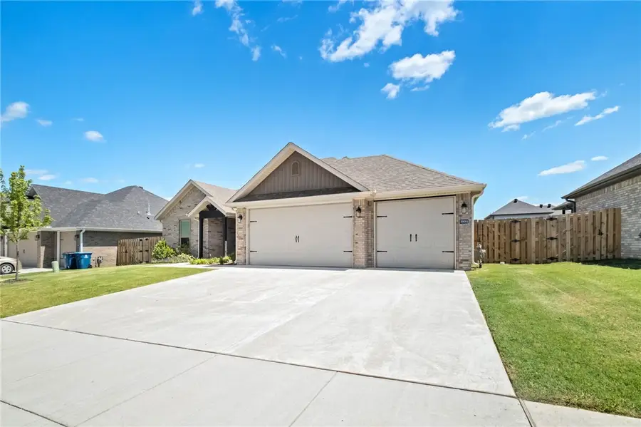 1904 Charles Street, Pea Ridge, AR 72751 - #3