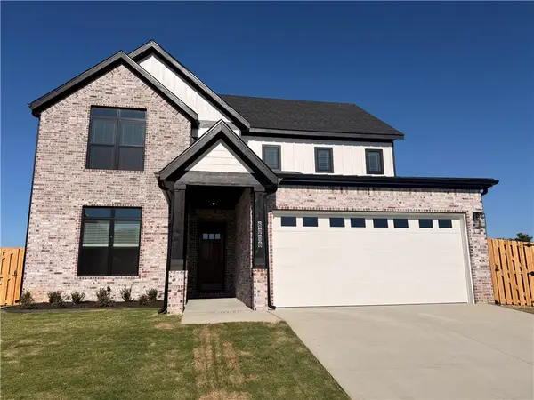 6006 S 41st Street, Rogers, AR 72758