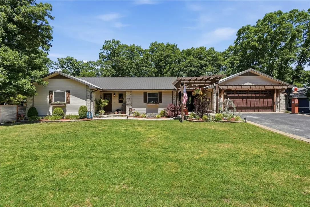 11 Country Club Drive, Holiday Island, AR 72631 - #1