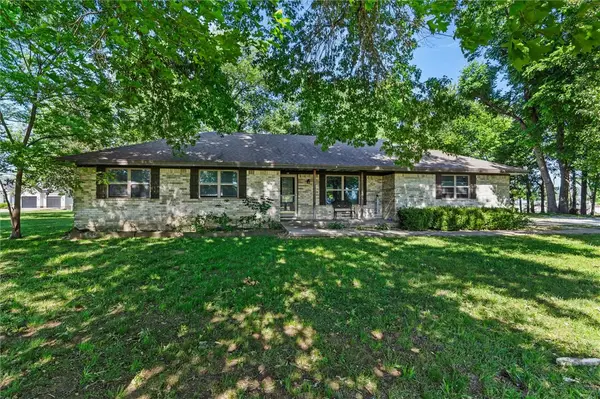 11005 N Wedington Blacktop Road, Lincoln, AR 72744