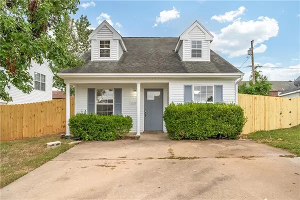 2522 Ash Place, Rogers, AR 72758