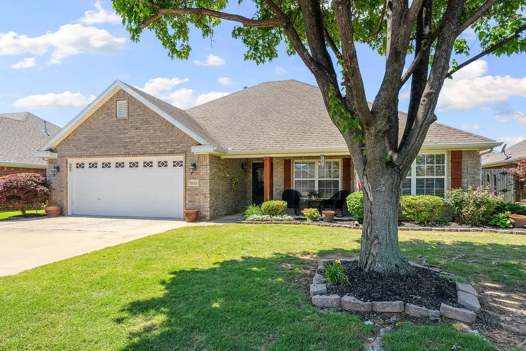 6008 S 39th Street, Rogers, AR 72758 - #1