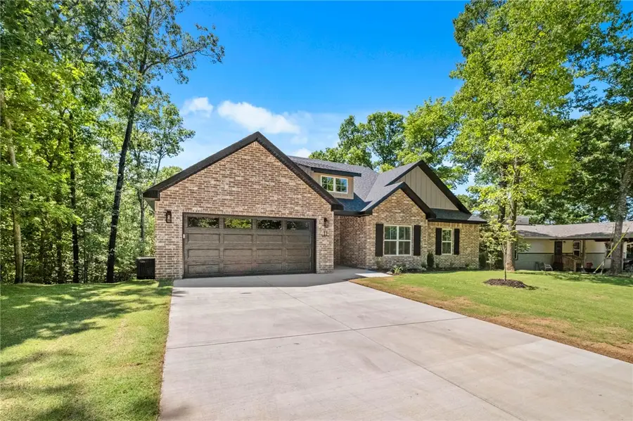 11 Thornaby Drive, Bella Vista, AR 72714 - #3
