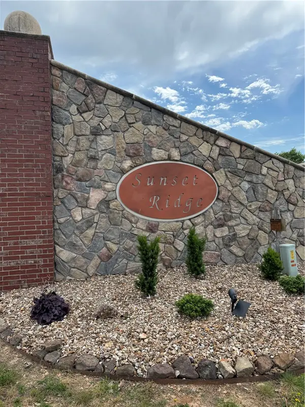 2216 Brown Bear Lane, Gentry, AR 72734