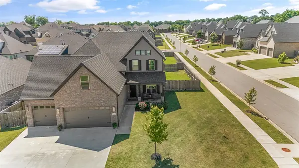 5900 SW Dryden Road, Bentonville, AR 72713