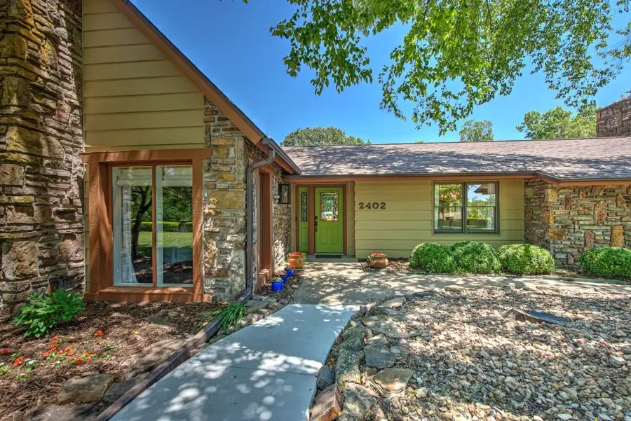 2402 NW Linebarger Lane, Bentonville, AR 72712 - #3