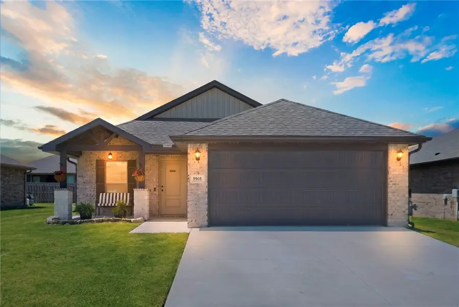 5905 NW Grant Street, Bentonville, AR 72713 - #3