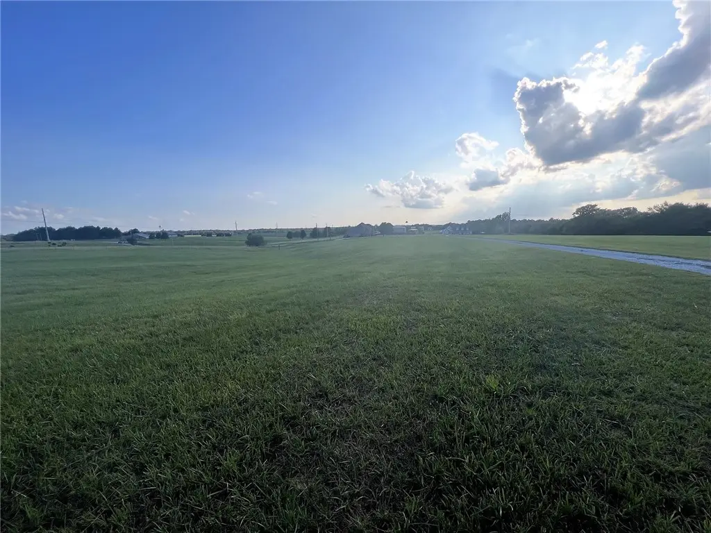 1440 Ardemagni Road, Tontitown, AR 72762 - #1