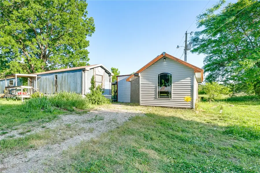 16785 Ditmars Road, Prairie Grove, AR 72753 - #2