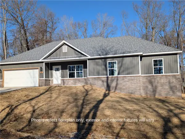 48 Shetland Drive, Bella Vista, AR 72715