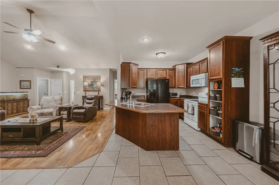 20 Hambleton Drive, Bella Vista, AR 72714 - #2