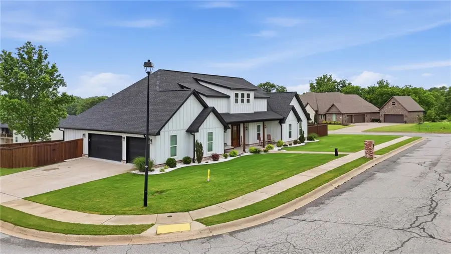 1575 Winters Street, Pea Ridge, AR 72751 - #2