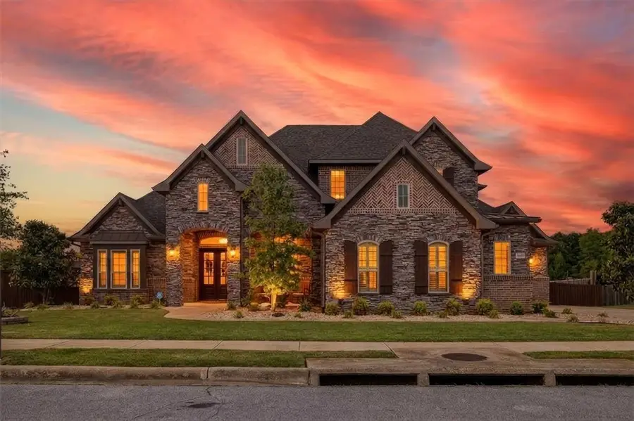 1300 Birkshire Court, Cave Springs, AR 72718 - #2