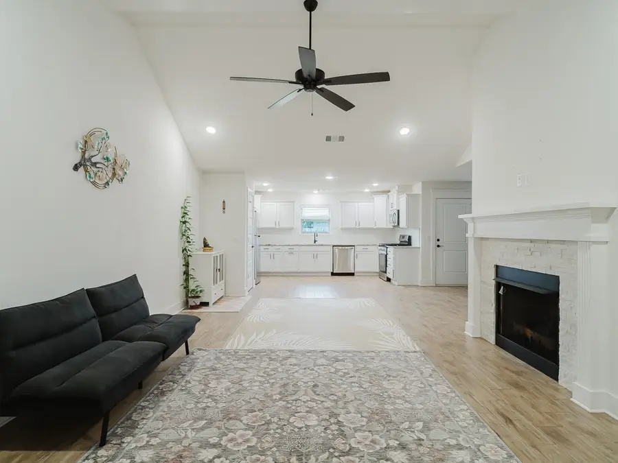 221 Palm Street, Bentonville, AR 72713 - #3