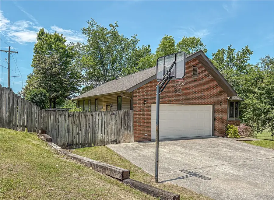 221 Approach Drive, Harrison, AR 72601 - #2