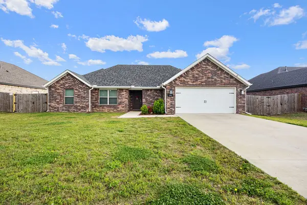 903 Lawlis Road, Siloam Springs, AR 72761