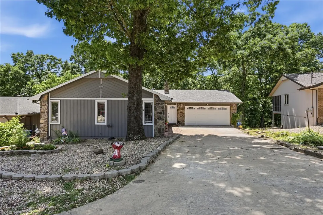 8 Cromer Drive, Bella Vista, AR 72715 - #1