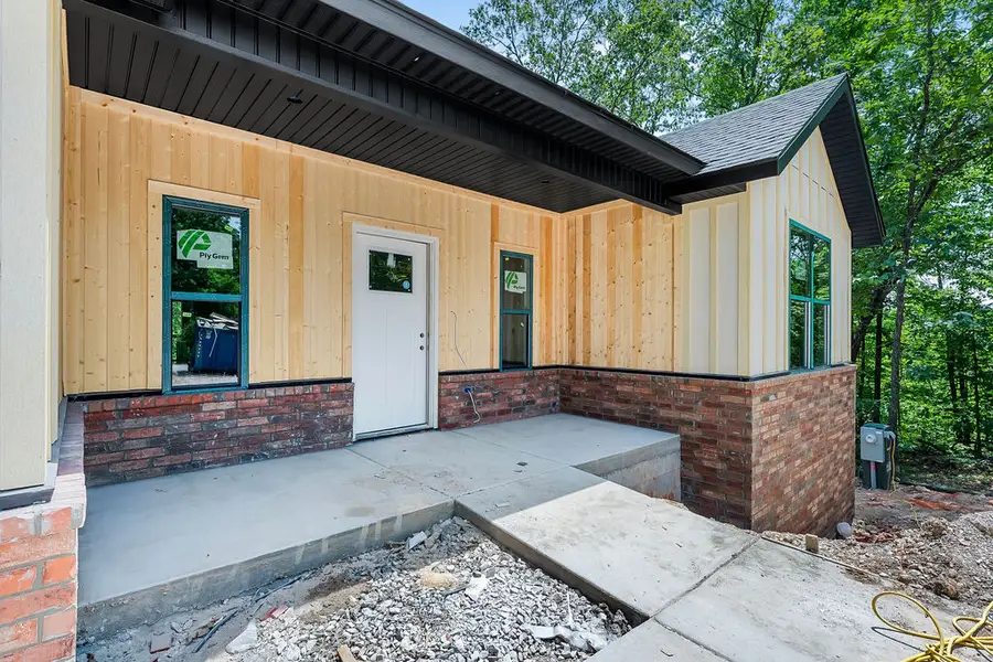 17 Stretford Drive, Bella Vista, AR 72714 - #2