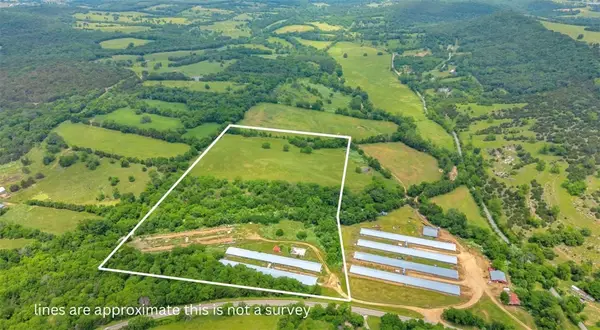 6112 Highway 21, Berryville, AR 72616