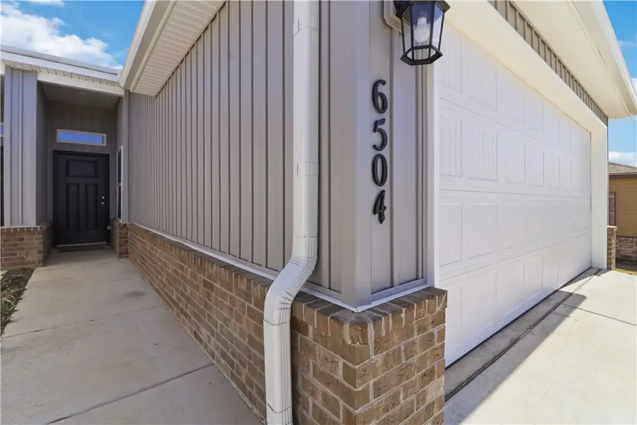 6504 NW Vandergriff Street, Bentonville, AR 72713 - #2
