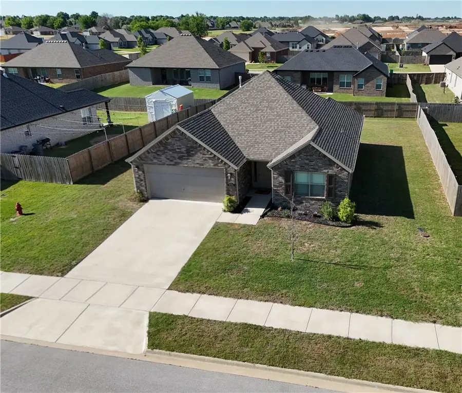 270 Idaho Avenue, Farmington, AR 72730 - #3