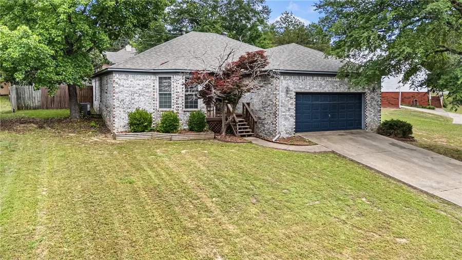 309 Preston Drive, Russellville, AR 72802 - #2