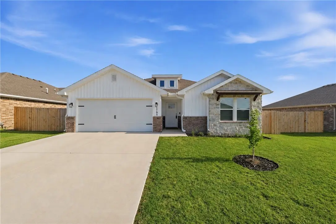 1709 Bugg Street, Pea Ridge, AR 72751 - #1