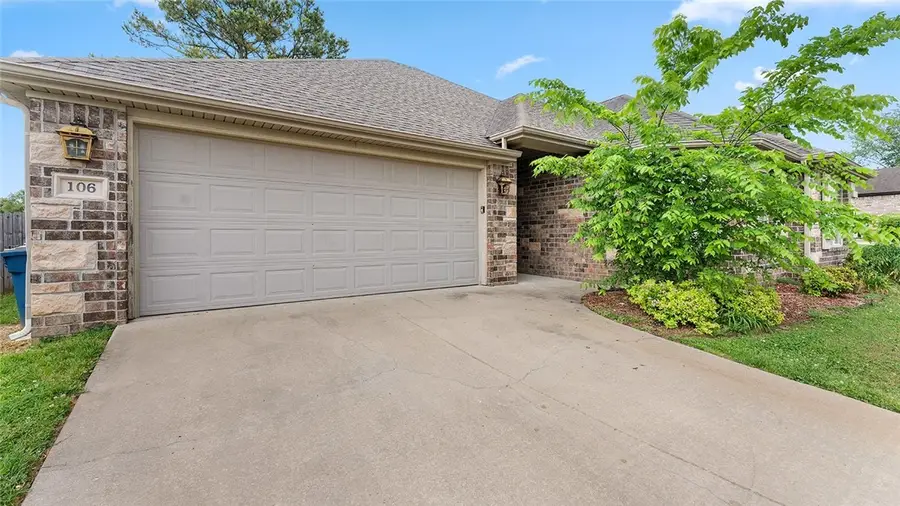 106 NE Larkspur Lane, Bentonville, AR 72712 - #2