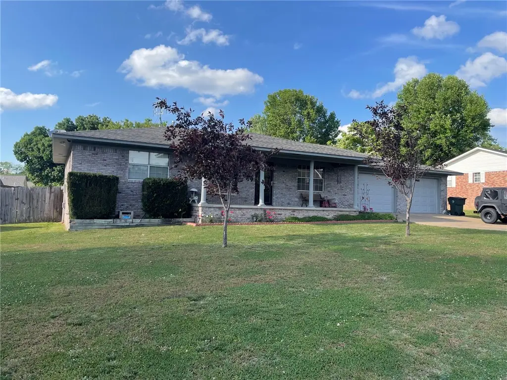 1218 Laura, Berryville, AR 72616 - #1