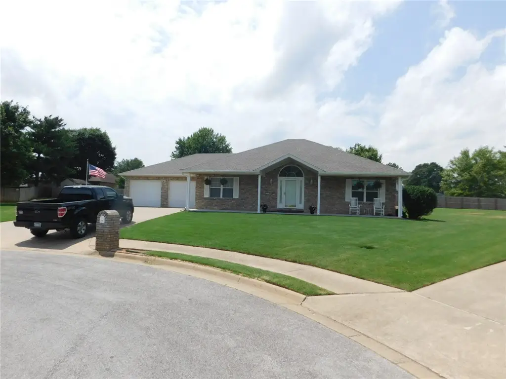 206 W Cedar Brook Place, Farmington, AR 72730 - #1
