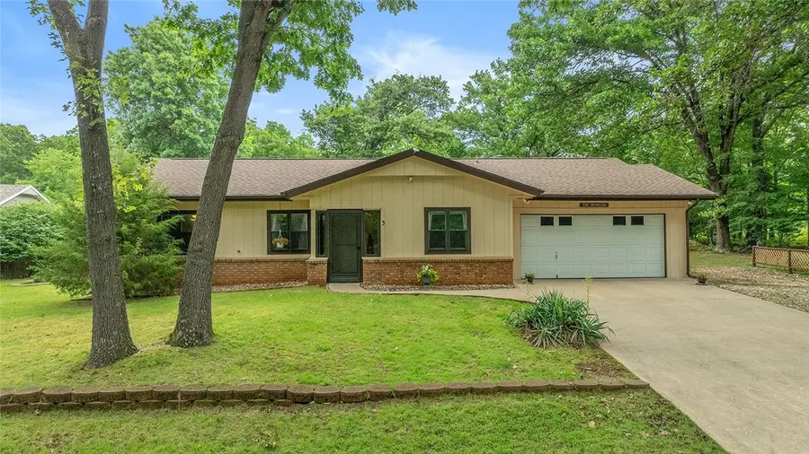 3 Clevedon Circle, Bella Vista, AR 72715 - #2